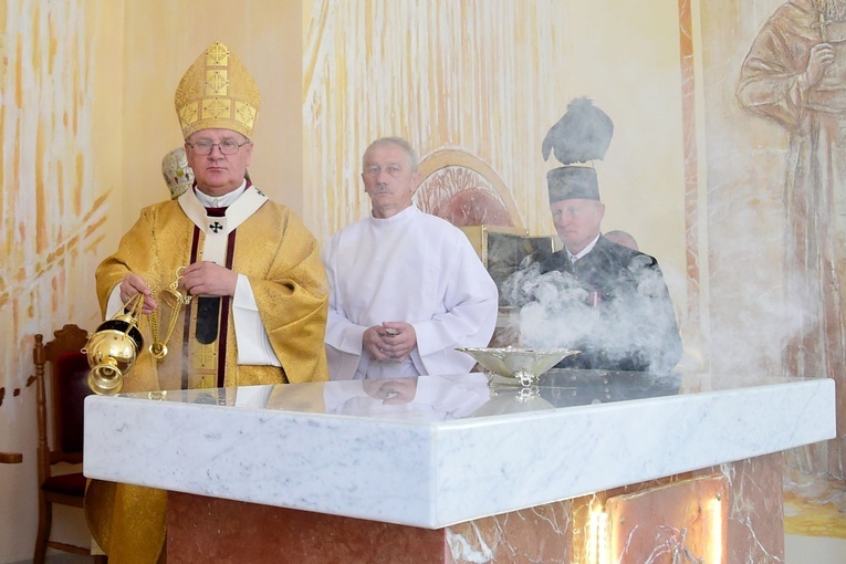 Zagaje. Poświęcenie kościoła