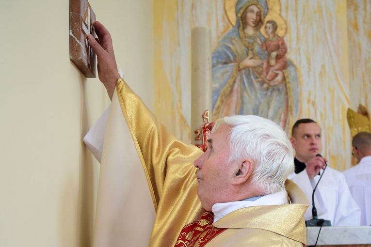 Zagaje. Poświęcenie kościoła