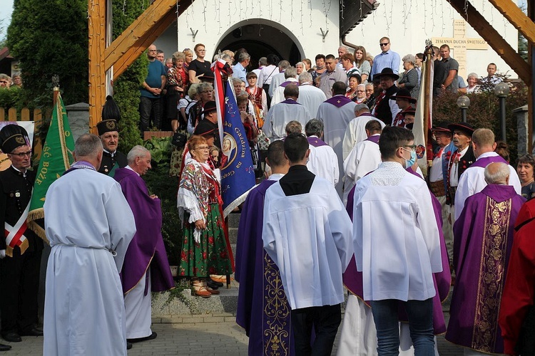 Uroczystości pogrzebowe śp. ks. kan. Wojciecha Janke w Lalikach