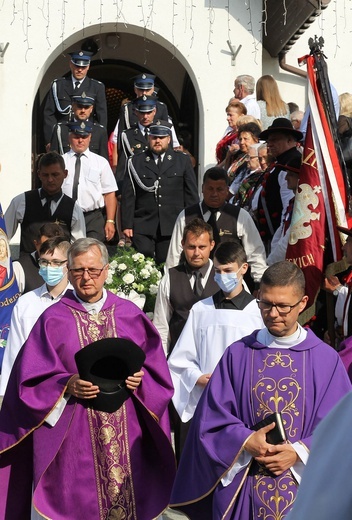 Uroczystości pogrzebowe śp. ks. kan. Wojciecha Janke w Lalikach