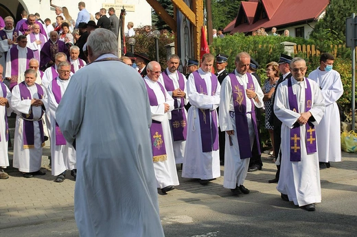 Uroczystości pogrzebowe śp. ks. kan. Wojciecha Janke w Lalikach