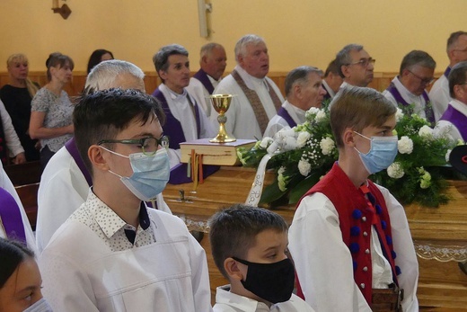 Uroczystości pogrzebowe śp. ks. kan. Wojciecha Janke w Lalikach