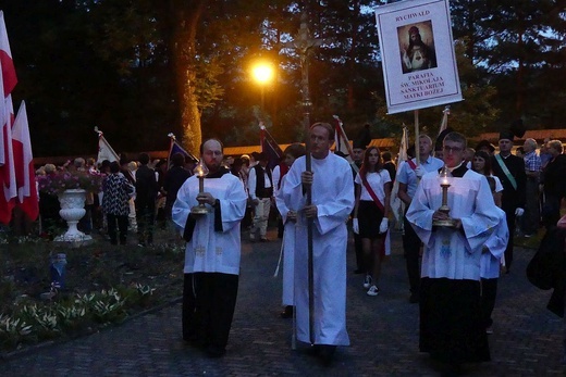 Abp Grzegorz Ryś na nabożeństwie fatimskim z góralami w Rychwałdzie