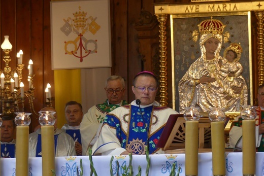 Abp Grzegorz Ryś na nabożeństwie fatimskim z góralami w Rychwałdzie