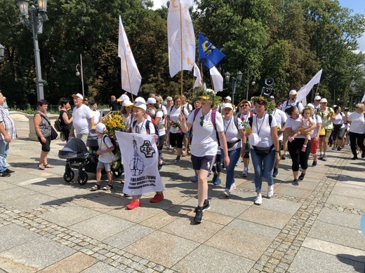 Jasnogórscy pątnicy dotarli do celu - 19. Czechowicka Pielgrzymka - 2021