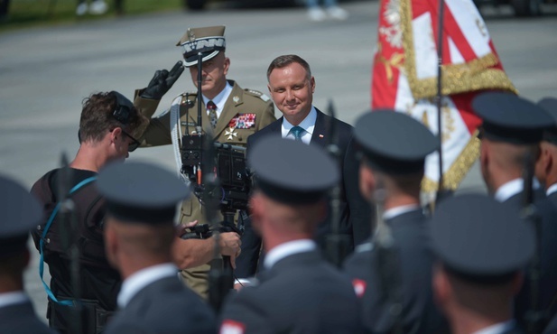 Prezydent wręczył awanse generalskie oficerom Wojska Polskiego