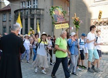 Strumień nyski rozpoczął sztafetę na Jasną Górę