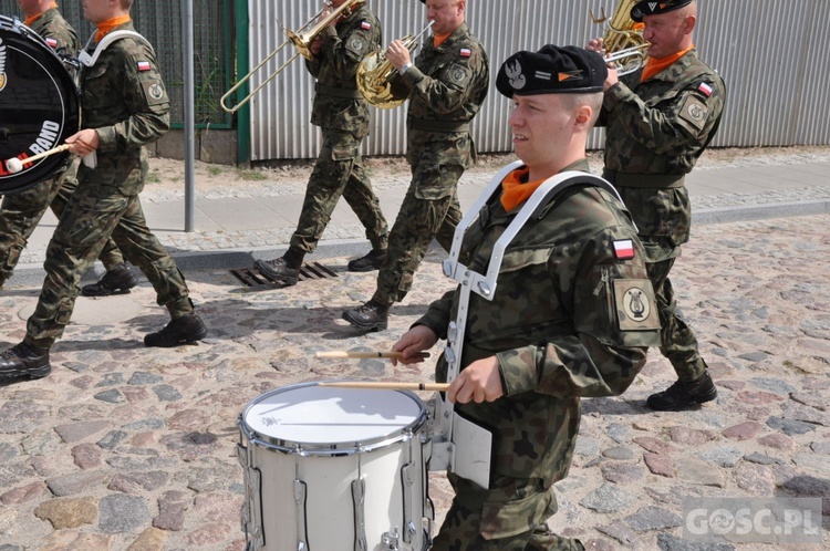 Strzelce Krajeńskie: Świętowanie z wojskiem