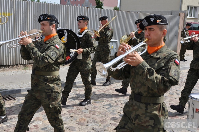 Strzelce Krajeńskie: Świętowanie z wojskiem