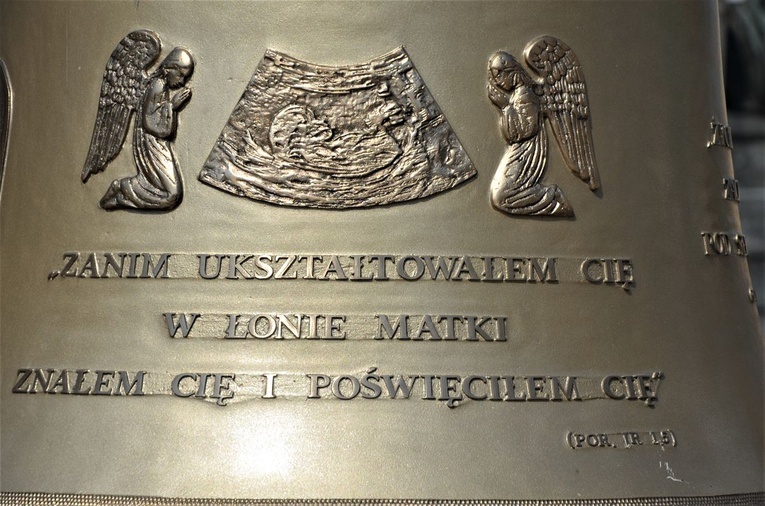 Dzwon Głos Nienarodzonych
