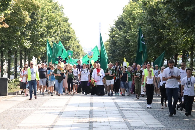 Wejście XXVI ŁPPM na Jasną Górę