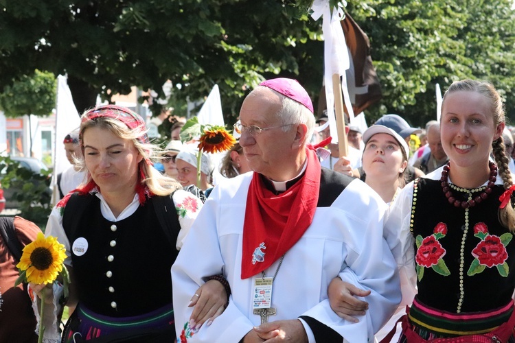 Wejście XXVI ŁPPM na Jasną Górę