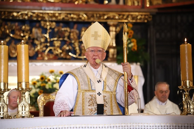 Poświęcenie odnowionego ołtarza Wita Stwosza