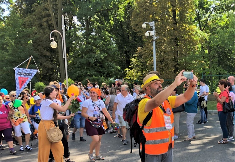 Jasnogórscy pątnicy dotarli do celu - 38. Oświęcimska Pielgrzymka - 2021