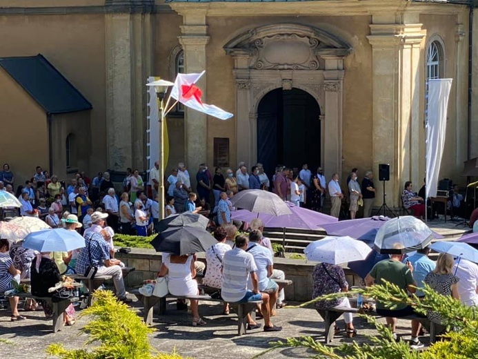 Wniebowzięcie u Królowej Rodzin