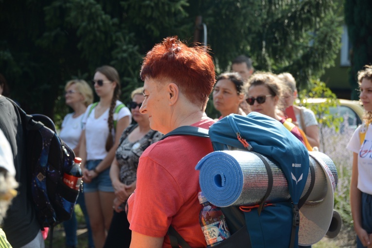 Start jedynek niebieskiej i żółtej