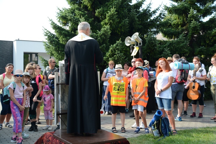 Start jedynek niebieskiej i żółtej