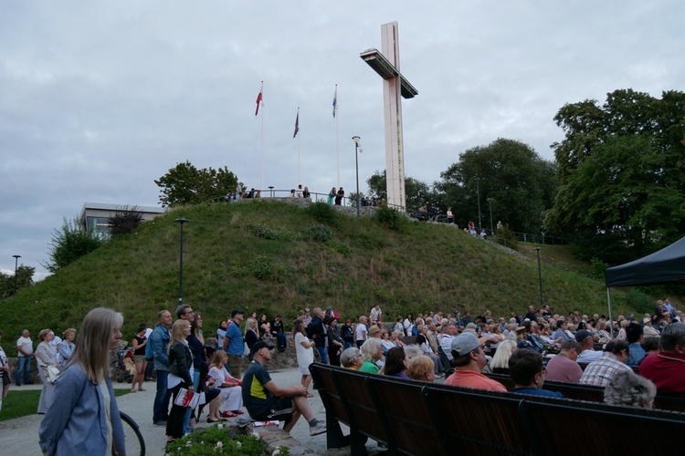 "Nieszpory patriotyczne" wybrzmiały w Gdyni