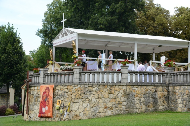 Pielgrzymkowa Msza św. w Kamieniu Śląskim