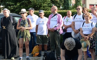 Pokazujemy bezdomnym drogę do Pana Boga