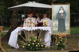 Msza św. na skwerze bł. Bolesławy Lament, przy kapliczce św. Rocha, staje się tradcyją.