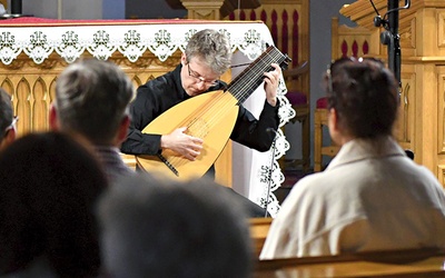 ▲	Koncert Michała Gondki w kościele pw. św. Michała Archanioła w Świebodzinie.