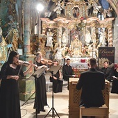 Występuje tu wielu artystów, biorących udział m.in. w Festiwalu "Barok na Spiszu". Tegoroczny koncert zaplanowano na 22 sierpnia o godz. 17.