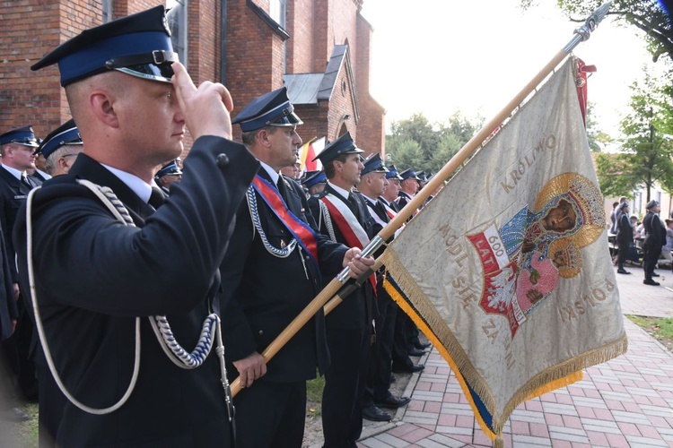 Strażacy w Przeczycy