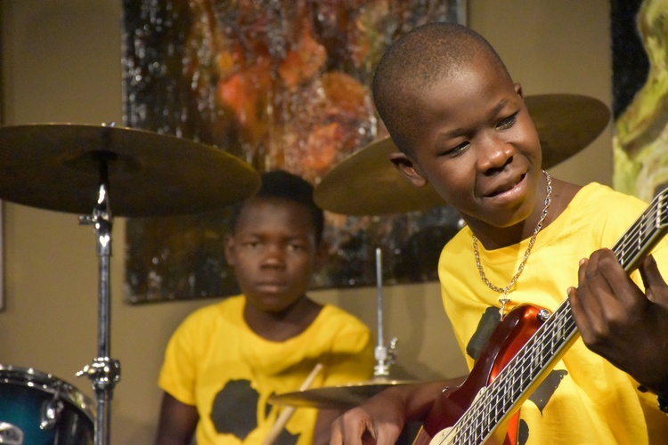 Uczniowie African Music School w Gdańsku