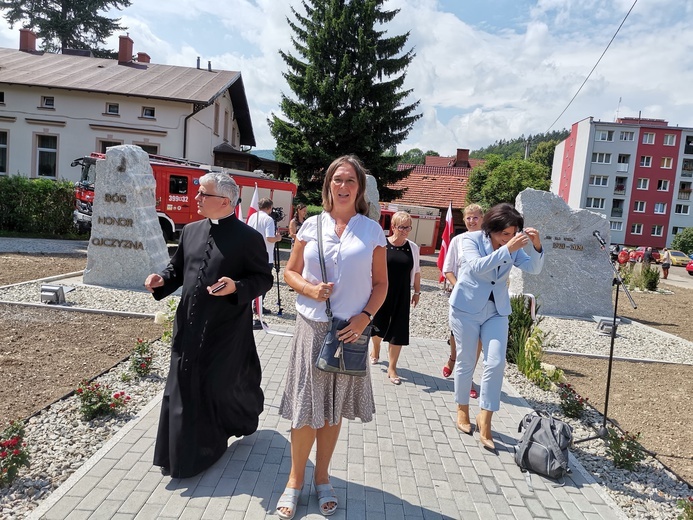 Uroczyste obchody Święta Wojska Polskiego w Głuszycy