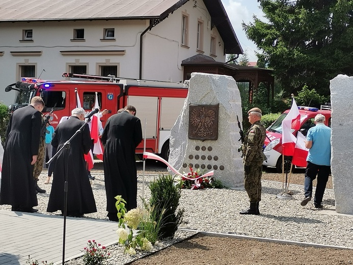 Uroczyste obchody Święta Wojska Polskiego w Głuszycy