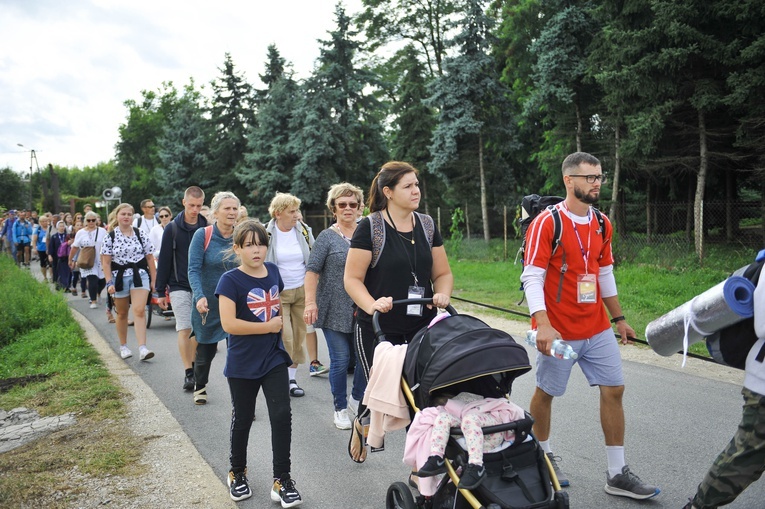 Grupy 1 i 4 na szlaku