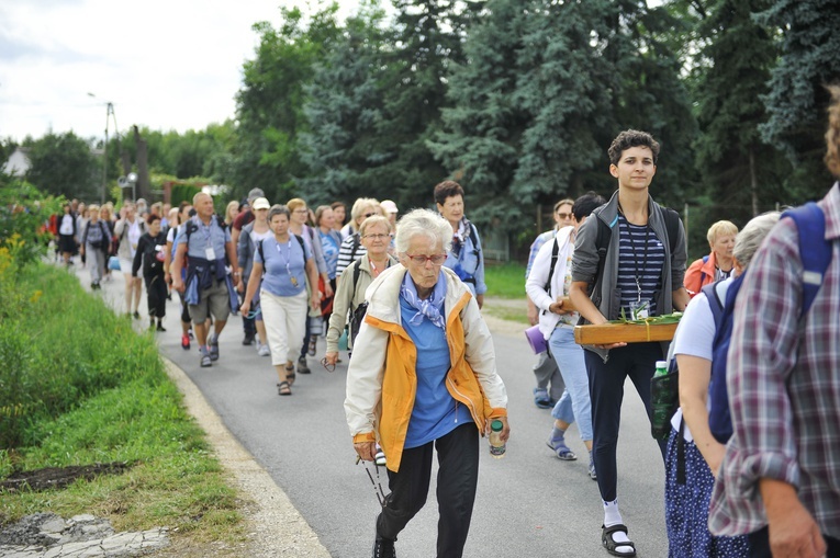 Grupy 1 i 4 na szlaku