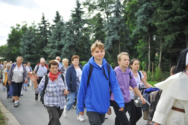 Grupy 1 i 4 na szlaku