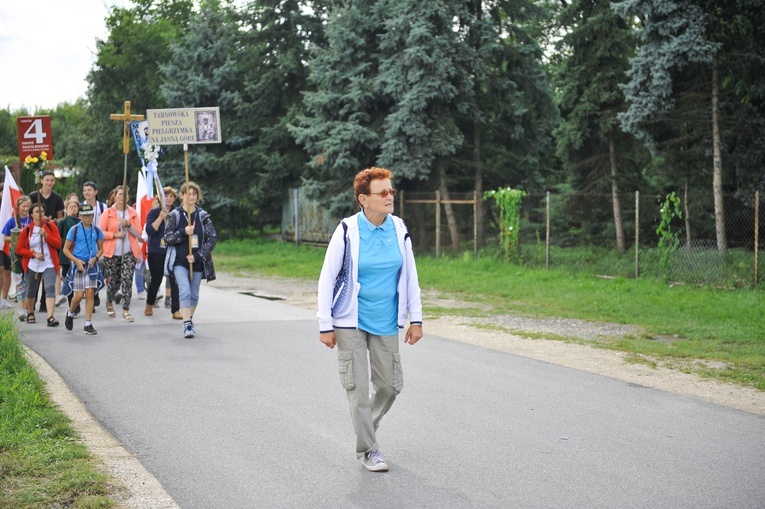 Grupy 1 i 4 na szlaku
