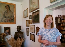 Diana Pieczonka-Giec uważa gabinet pisarki  za ważne miejsce muzeum.