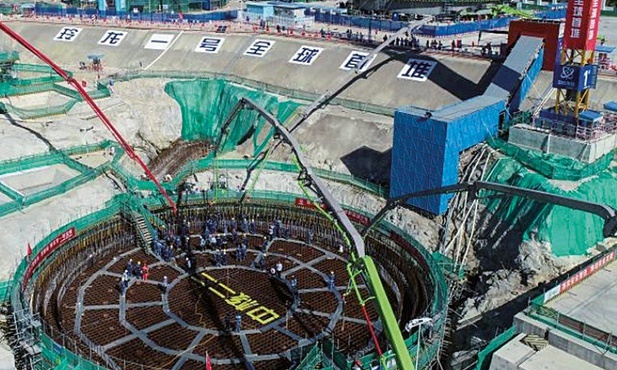 Energia z (małego) atomu