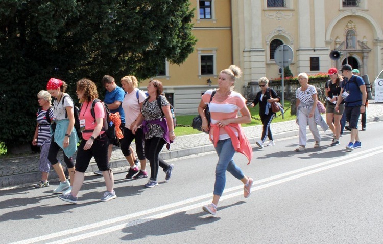 Gliwicka Pielgrzymka na Jasną Górę cz. 1