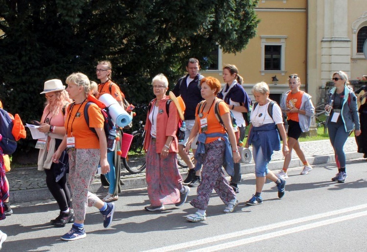 Gliwicka Pielgrzymka na Jasną Górę cz. 1