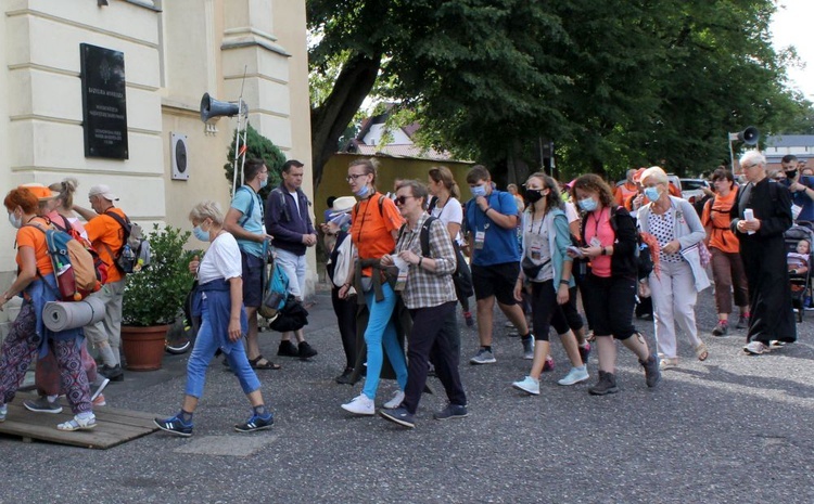 Gliwicka Pielgrzymka na Jasną Górę cz. 1