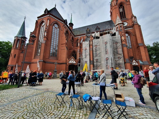 Gliwicka Pielgrzymka na Jasną Górę cz. 2