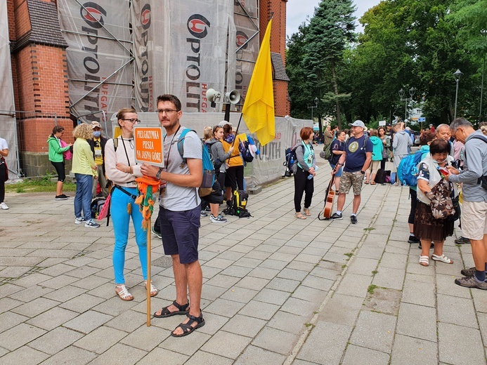 Gliwicka Pielgrzymka na Jasną Górę cz. 2