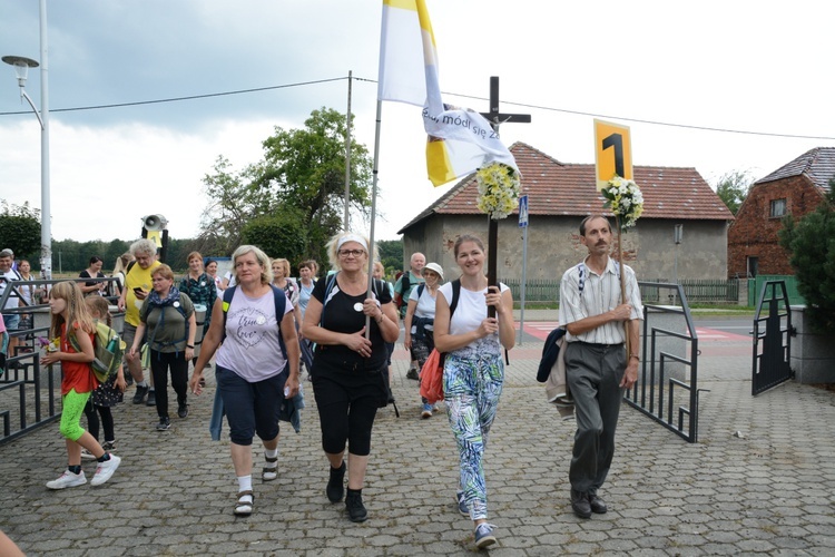 Opolska pielgrzymka dotarła do Ciasnej