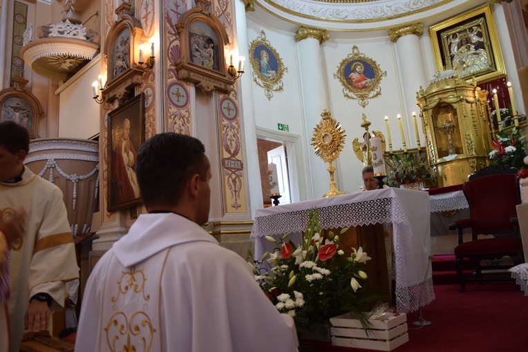 Suserz. Ustanowienie sanktuarium