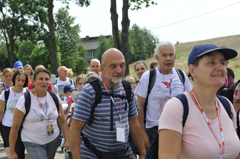 39. PPT - Grupa nr 5 św. Florian