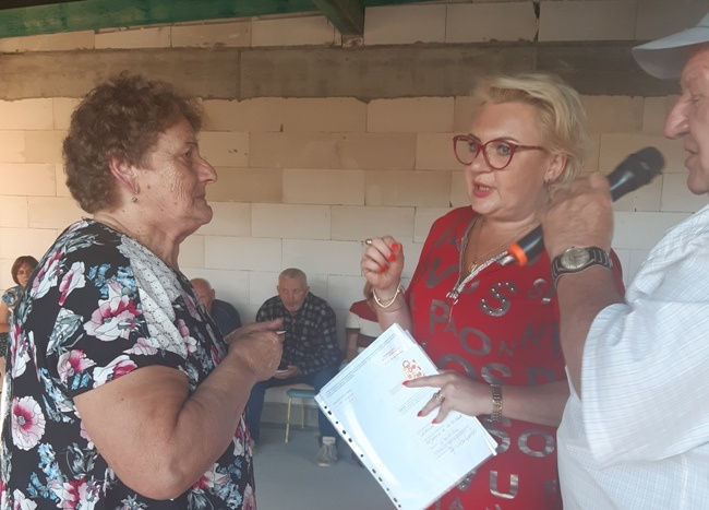 - Takie spotkania są zawsze bardzo przyjemne - zapewnia Anna Lis (druga od lewej).