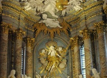 39. PPT - Msza św. w Miechowie