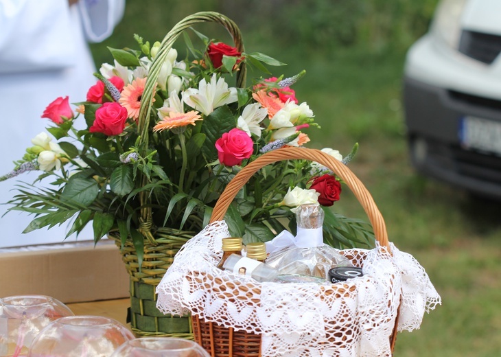 IV Archidiecezjalna Pielgrzymka Czcicieli Maryi - Wspólnot Żywego Różańca w Henrykowie