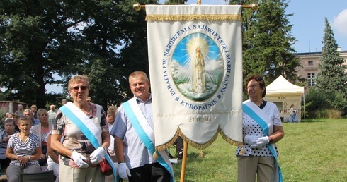 IV Archidiecezjalna Pielgrzymka Czcicieli Maryi - Wspólnot Żywego Różańca w Henrykowie