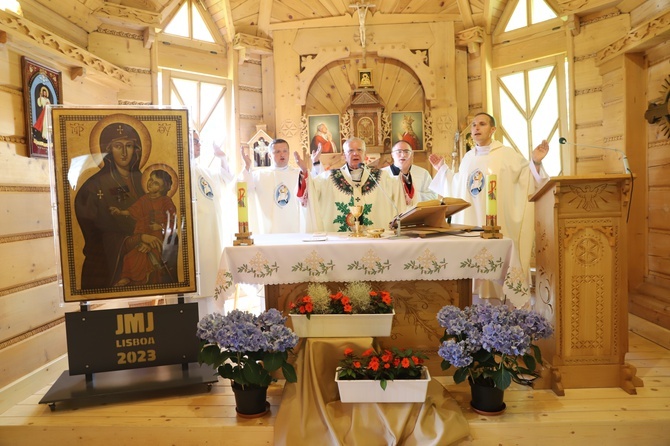 Powitanie symboli ŚDM na Śnieżnicy